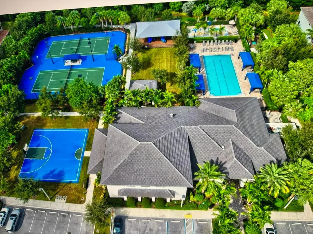 8079 Snowflake Obsidian Trail Delray Beach FL 33446