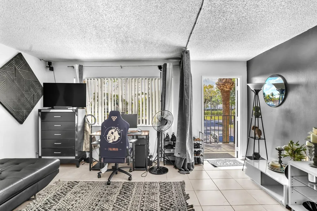1423 Meadows Circle W Boynton Beach FL 33436