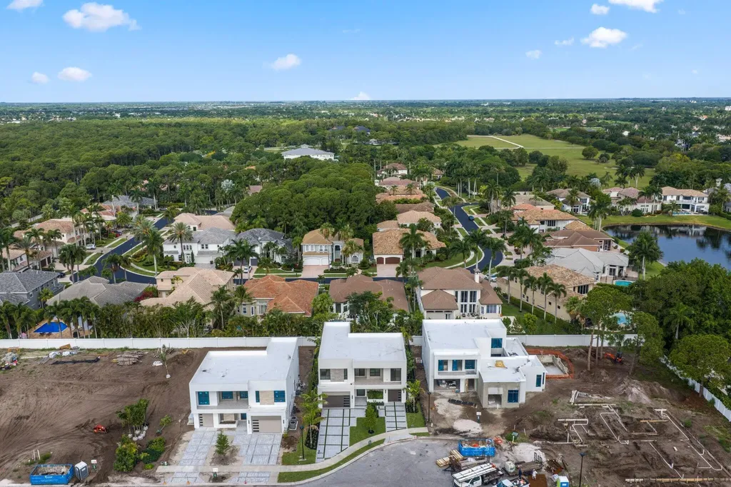 16702 Mosaic Place Delray Beach FL 33446
