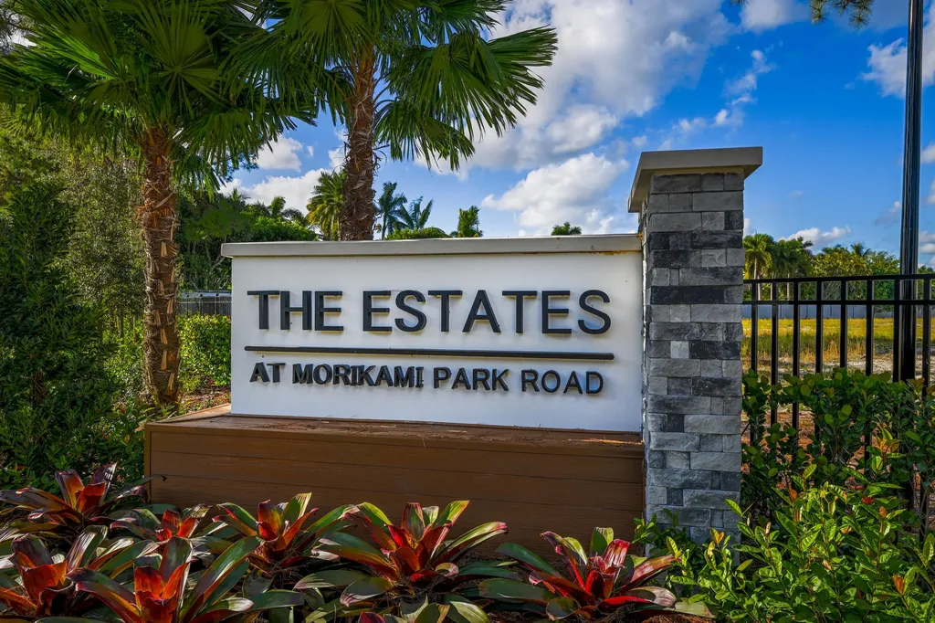 16702 Mosaic Place Delray Beach FL 33446