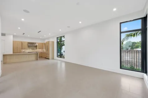 16702 Mosaic Place Delray Beach FL 33446