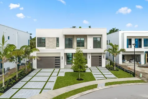 16702 Mosaic Place Delray Beach FL 33446