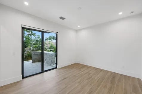 16702 Mosaic Place Delray Beach FL 33446