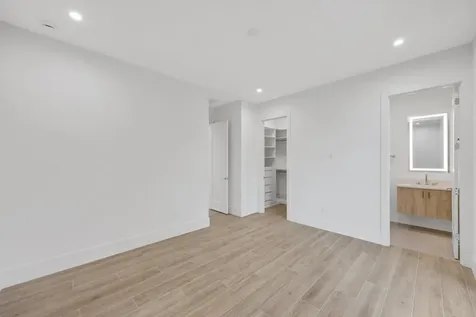 16702 Mosaic Place Delray Beach FL 33446