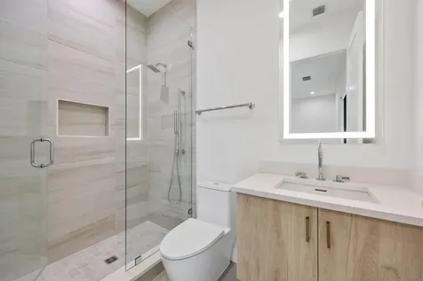 16702 Mosaic Place Delray Beach FL 33446