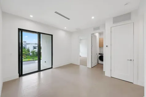 16702 Mosaic Place Delray Beach FL 33446