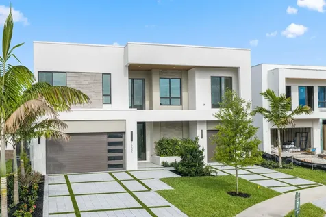 16702 Mosaic Place Delray Beach FL 33446