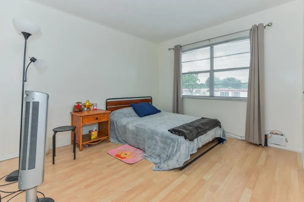 477 Lake Dora Drive West Palm Beach FL 33411