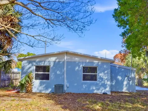 607 N 19th Street Fort Pierce FL 34950