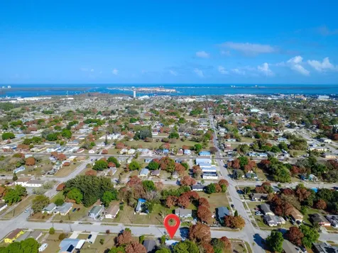 607 N 19th Street Fort Pierce FL 34950