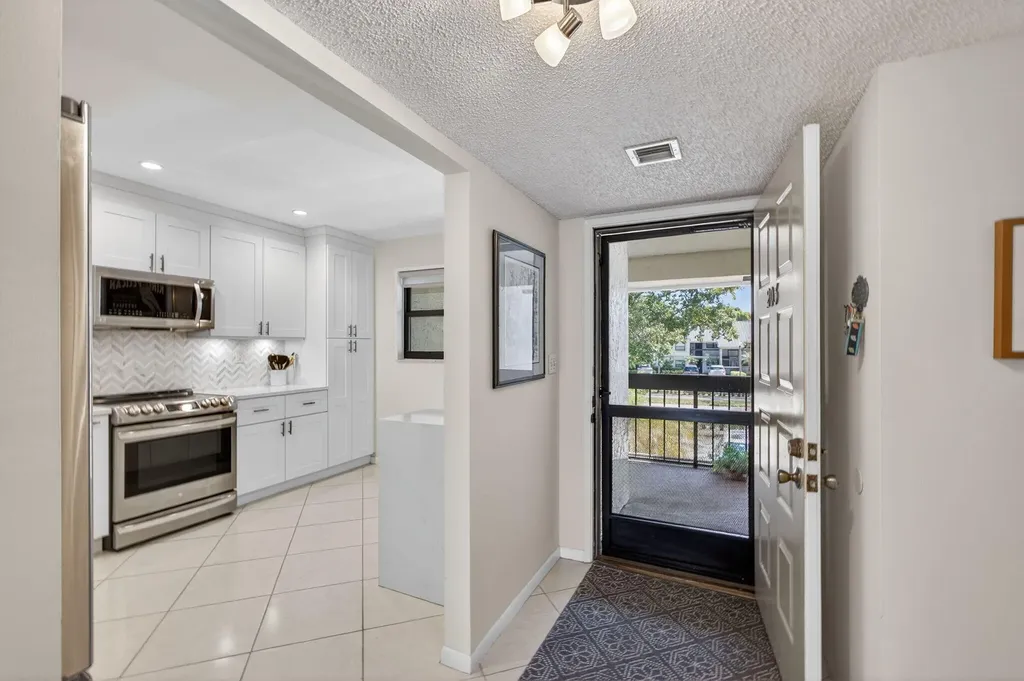 12871 Briarlake Drive Palm Beach Gardens FL 33418