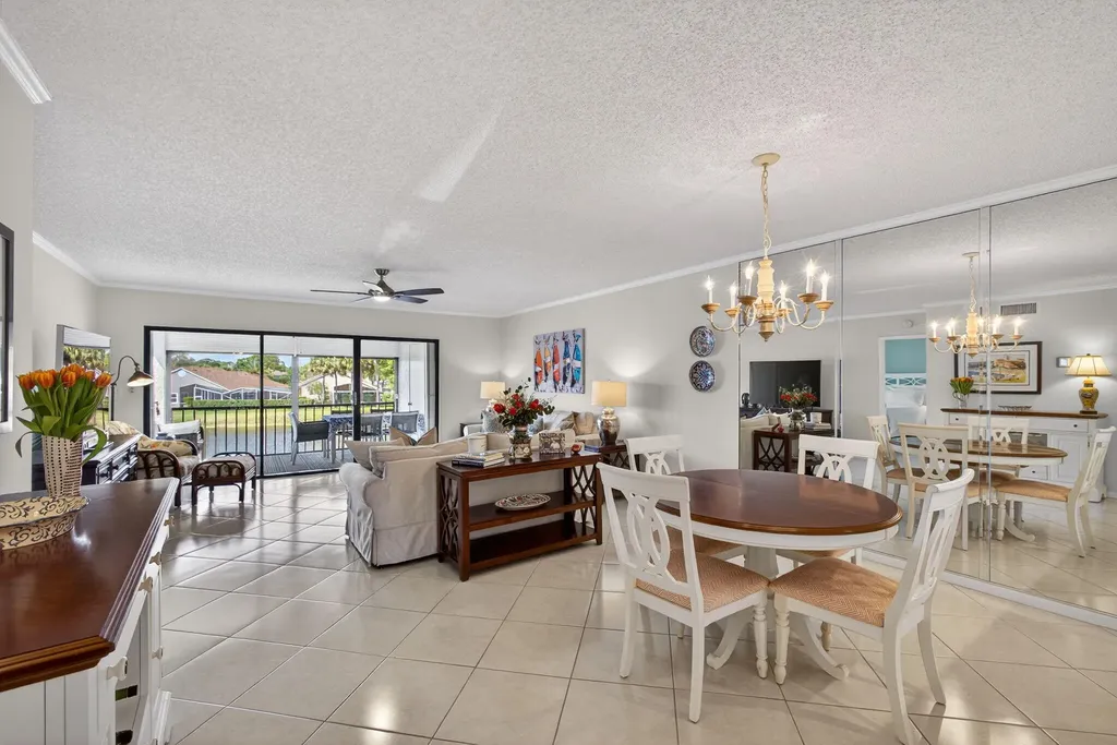 12871 Briarlake Drive Palm Beach Gardens FL 33418
