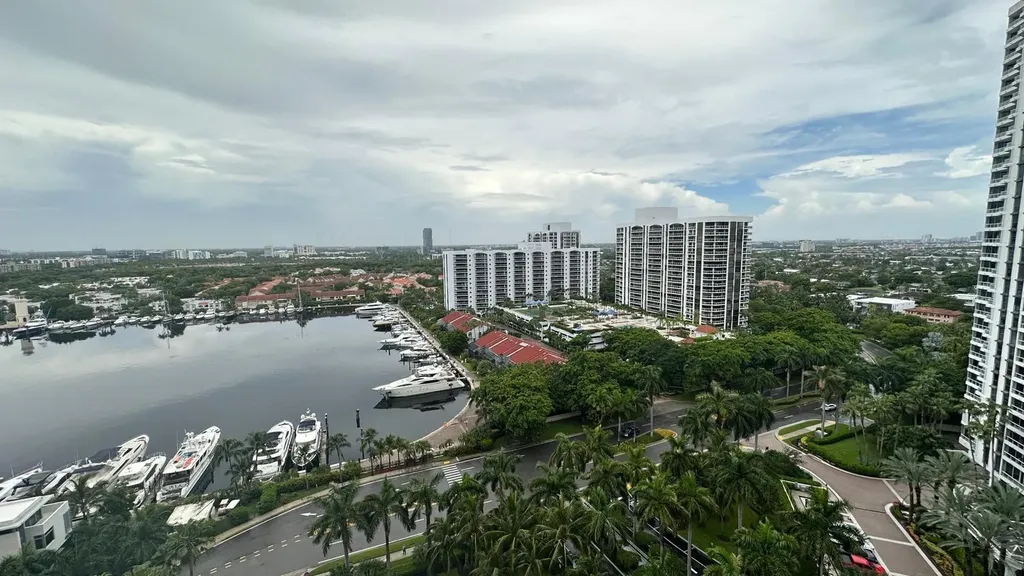 21055 Yacht Club Drive Aventura FL 33180