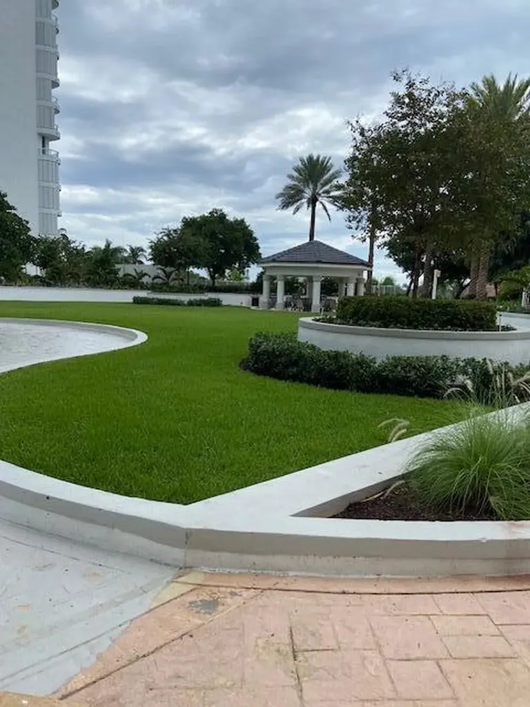 21055 Yacht Club Drive Aventura FL 33180