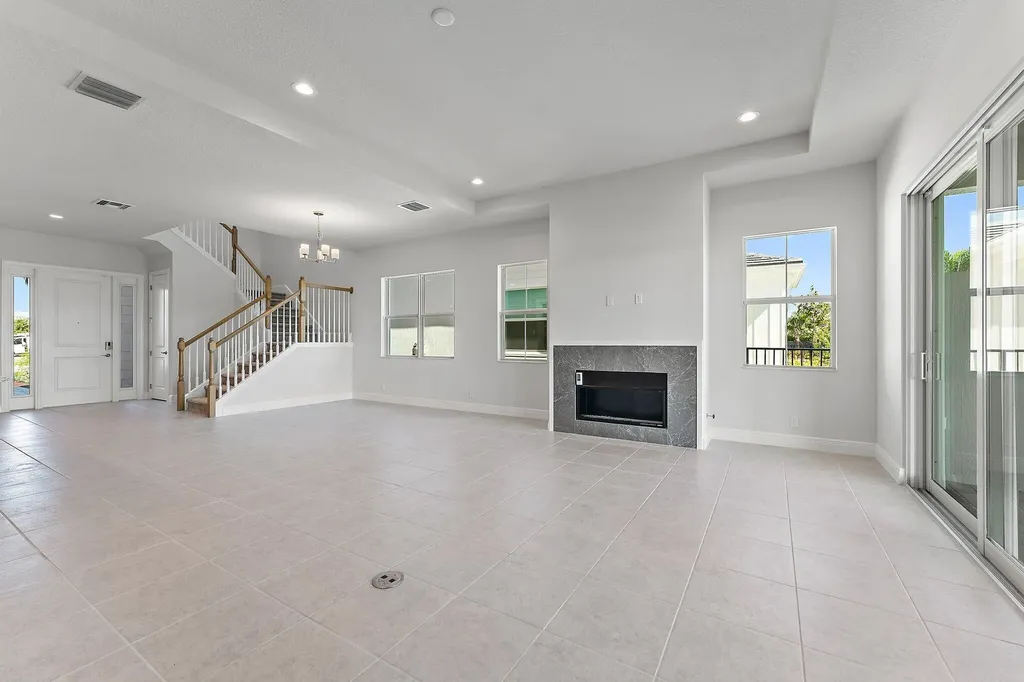 12524 Nautilus Circle Palm Beach Gardens FL 33412