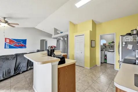 1020 SW Barbarosa Avenue Port St Lucie FL 34953