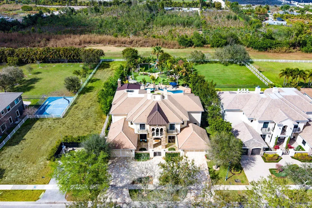 9890 Equus Circle Boynton Beach FL 33472