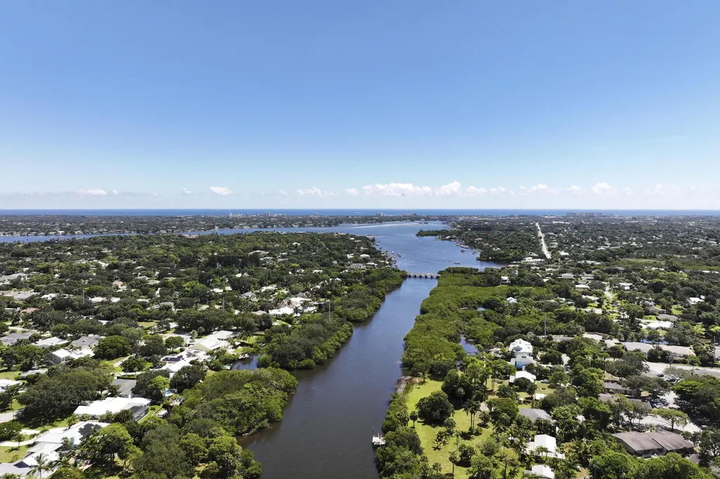 6375 Riverwalk Lane Jupiter FL 33458