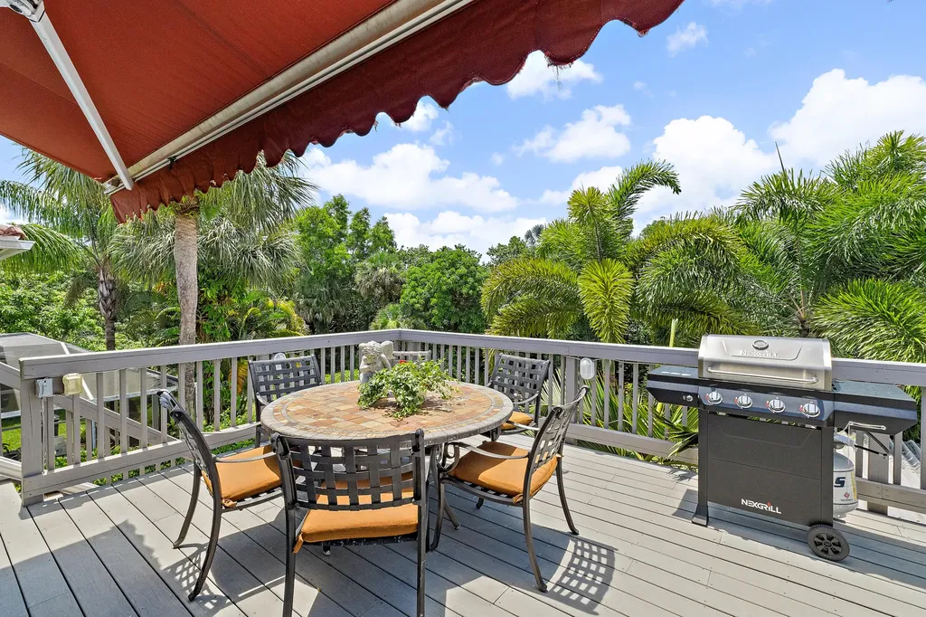 112 Hidden Hollow Drive Palm Beach Gardens FL 33418