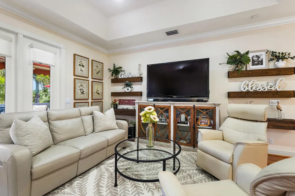112 Hidden Hollow Drive Palm Beach Gardens FL 33418