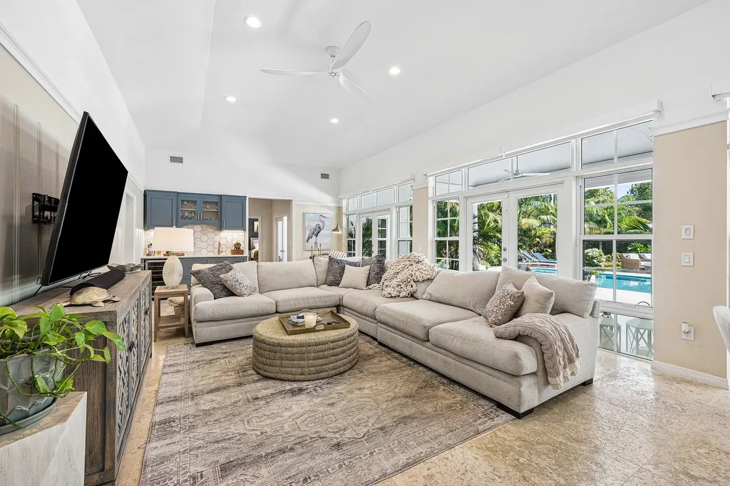 1101 Thomas Street Delray Beach FL 33483