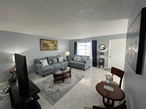 897 Flanders S Delray Beach FL 33484