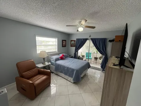 897 Flanders S Delray Beach FL 33484