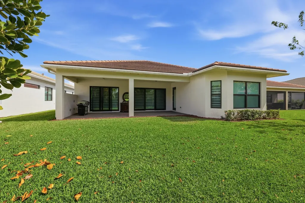 5395 Saint Vincent Lane The Acreage FL 33470