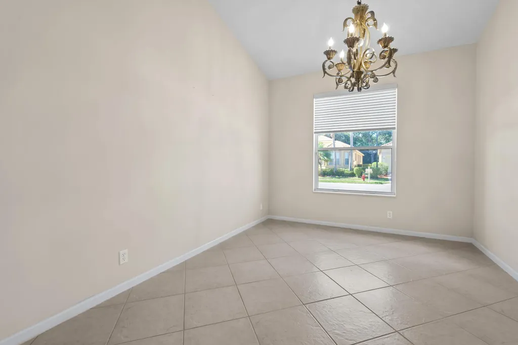 7086 Del Corso Lane Delray Beach FL 33446