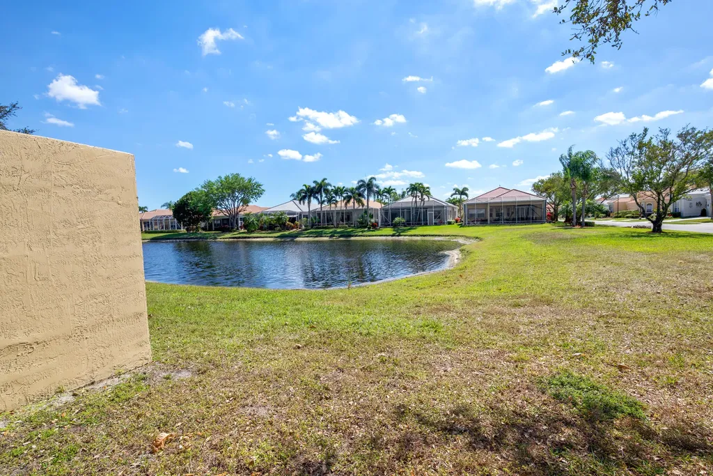7086 Del Corso Lane Delray Beach FL 33446