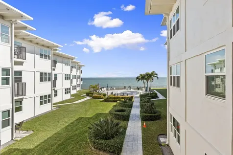 4410 Jimmy Buffett Mem Highway Vero Beach FL 32963