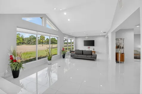 32 Estate Drive Boynton Beach FL 33436