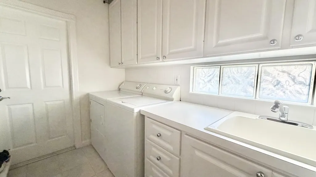 2590 Kittbuck Way West Palm Beach FL 33411