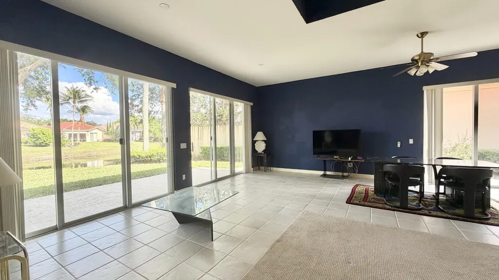 2590 Kittbuck Way West Palm Beach FL 33411