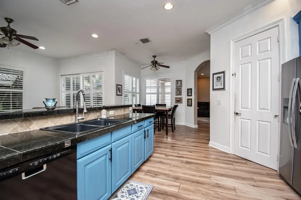 10833 Lake Wynds Court Boynton Beach FL 33437