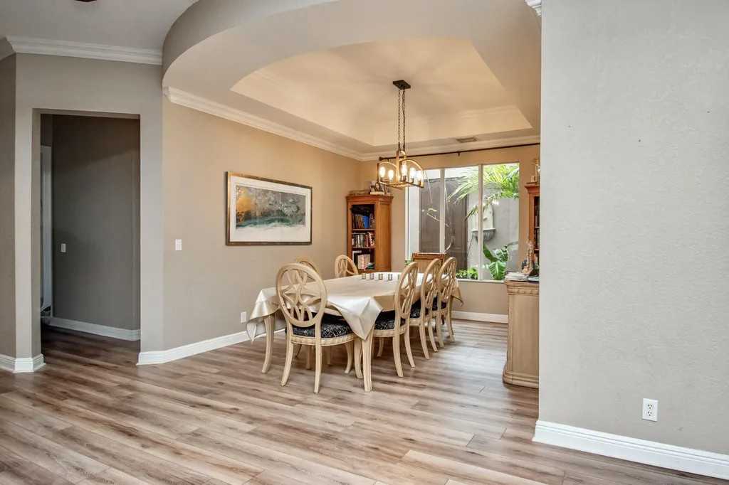 10833 Lake Wynds Court Boynton Beach FL 33437