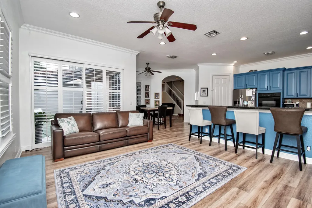 10833 Lake Wynds Court Boynton Beach FL 33437