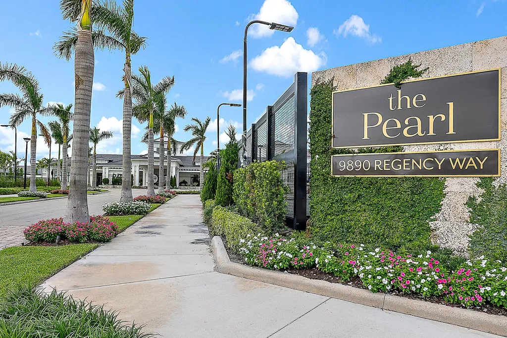 10038 Regency Way Palm Beach Gardens FL 33412