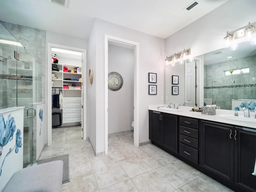 10095 SW Oak Tree Circle Port St Lucie FL 34987