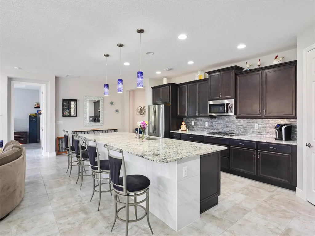 10095 SW Oak Tree Circle Port St Lucie FL 34987