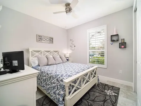 10095 SW Oak Tree Circle Port St Lucie FL 34987
