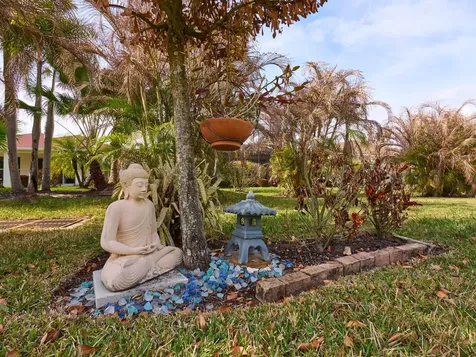 10095 SW Oak Tree Circle Port St Lucie FL 34987