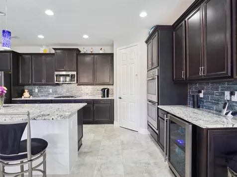 10095 SW Oak Tree Circle Port St Lucie FL 34987