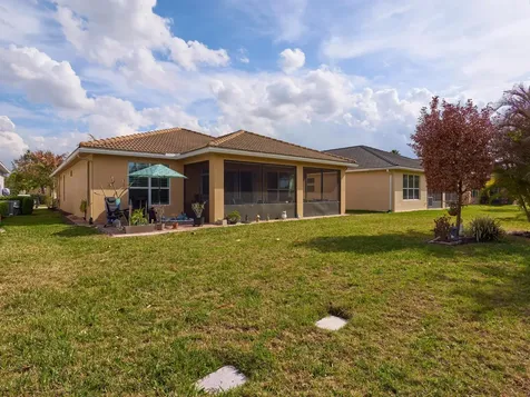 10095 SW Oak Tree Circle Port St Lucie FL 34987