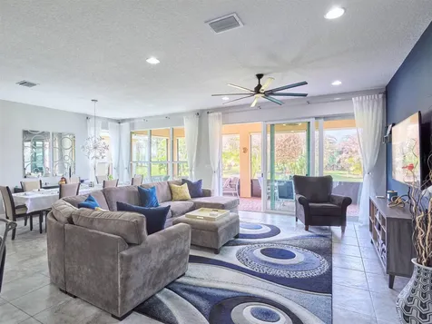 10095 SW Oak Tree Circle Port St Lucie FL 34987