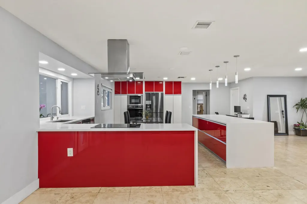 8361 Wilton Drive Lake Clarke Shores FL 33406