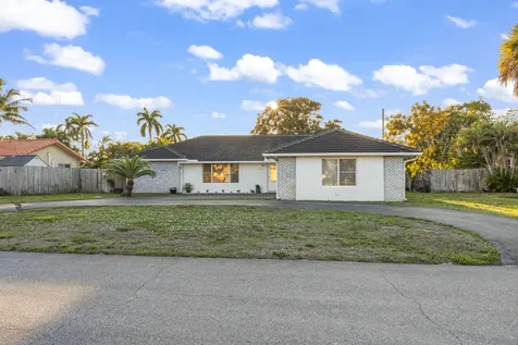 8361 Wilton Drive Lake Clarke Shores FL 33406