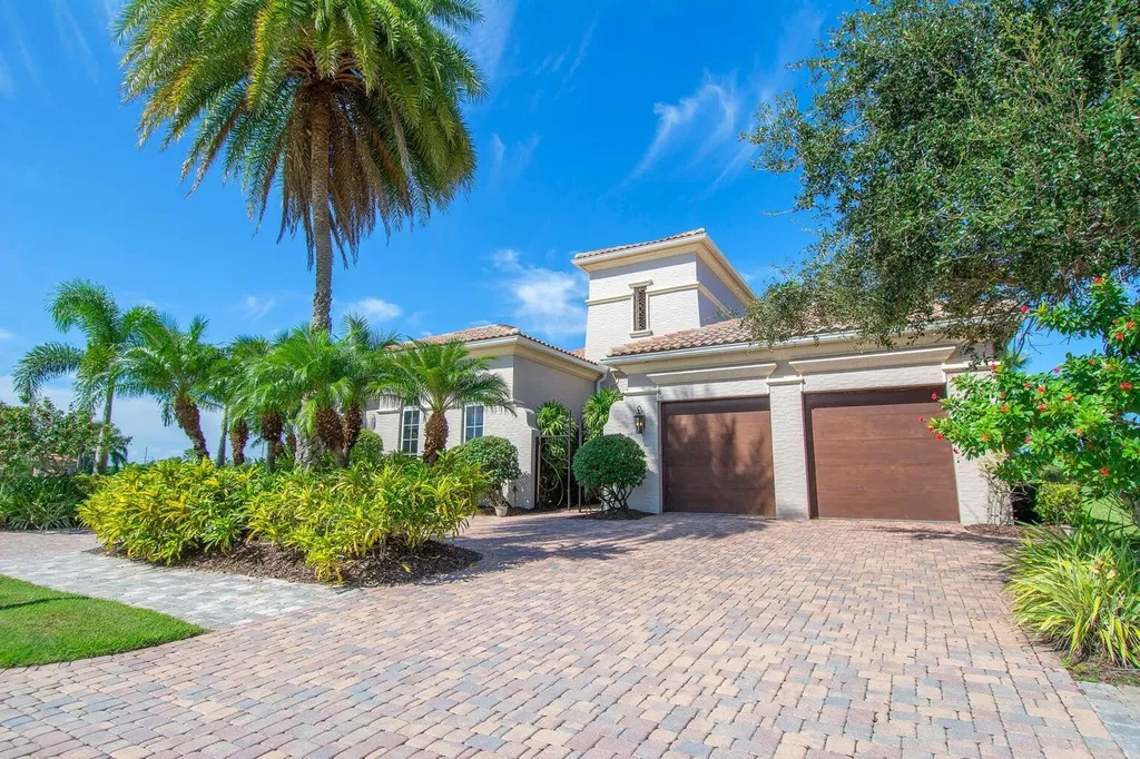 138 SE Via San Marino Port St Lucie FL 34984