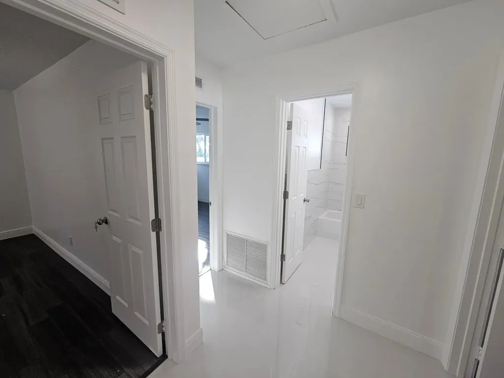 1124 Yale Drive Hollywood FL 33021
