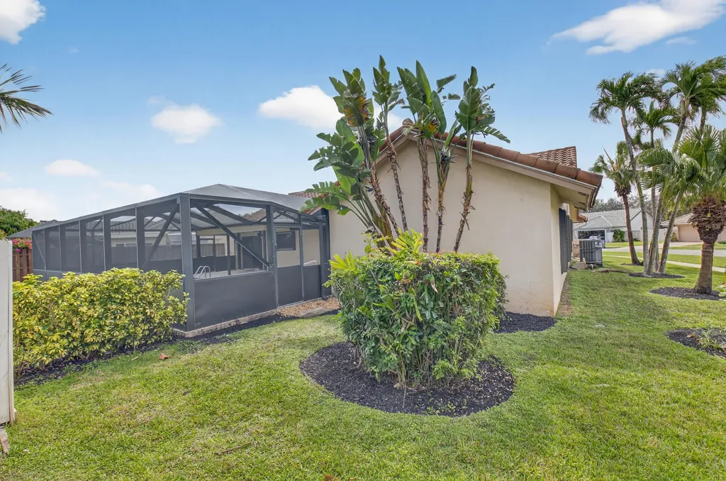 9362 Laurel Green Drive Boynton Beach FL 33437